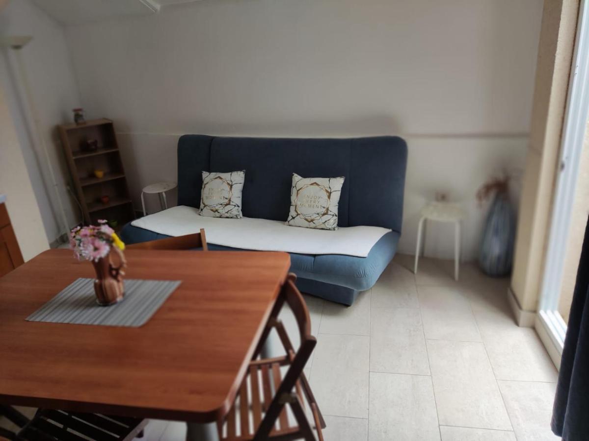 Apartment Dalma Подгора Екстериор снимка