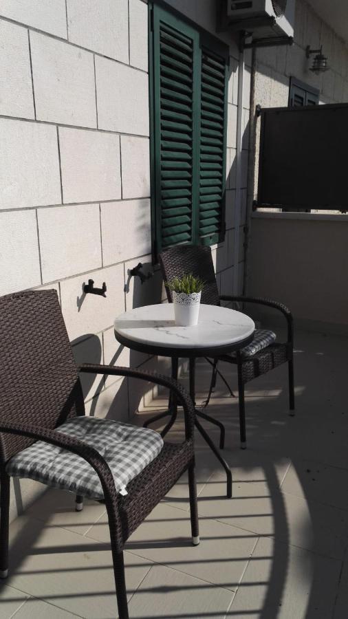 Apartment Dalma Подгора Екстериор снимка
