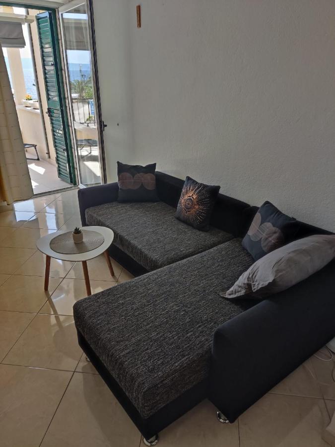 Apartment Dalma Подгора Екстериор снимка